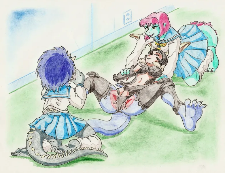 Kaiju Girls - Crystal in Fran Manniquin page 3 full