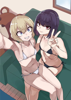 マイクロビキニ男女