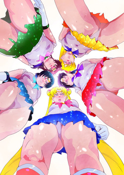 セーラー戦士の股間を観察する